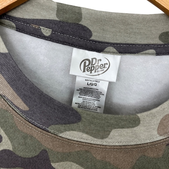 Dr. Pepper Camo Sweatshirt Women’s Large - Picture 9 of 11